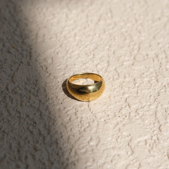 🔥18K Gold Plated WIDE Dome Ring - Picture 4 of 7